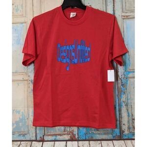 Designs Untitled Mens Size Small Red Crew Neck Short Sleeve Graphic T Shirt